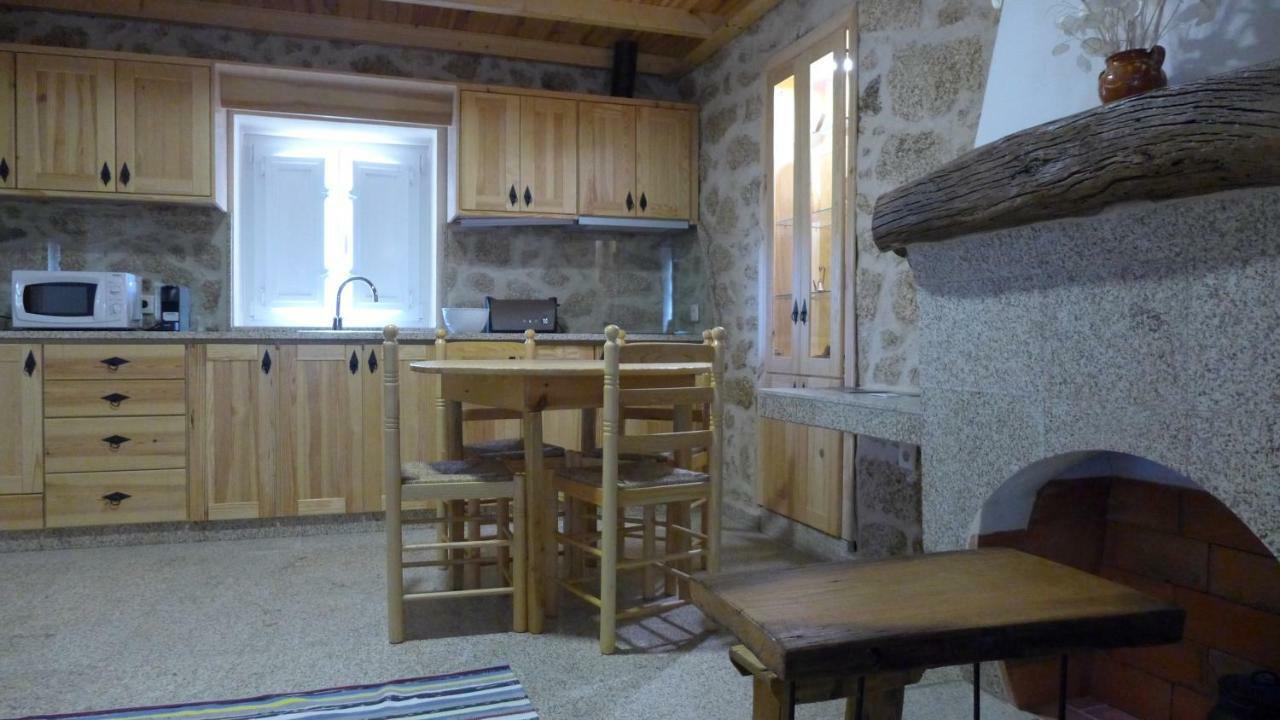 Casas Da Villa - Monsanto - Oliveira E Videira Relva  Zewnętrze zdjęcie